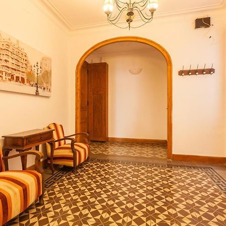 En El Corazon De Barcelona Apartment Ngoại thất bức ảnh